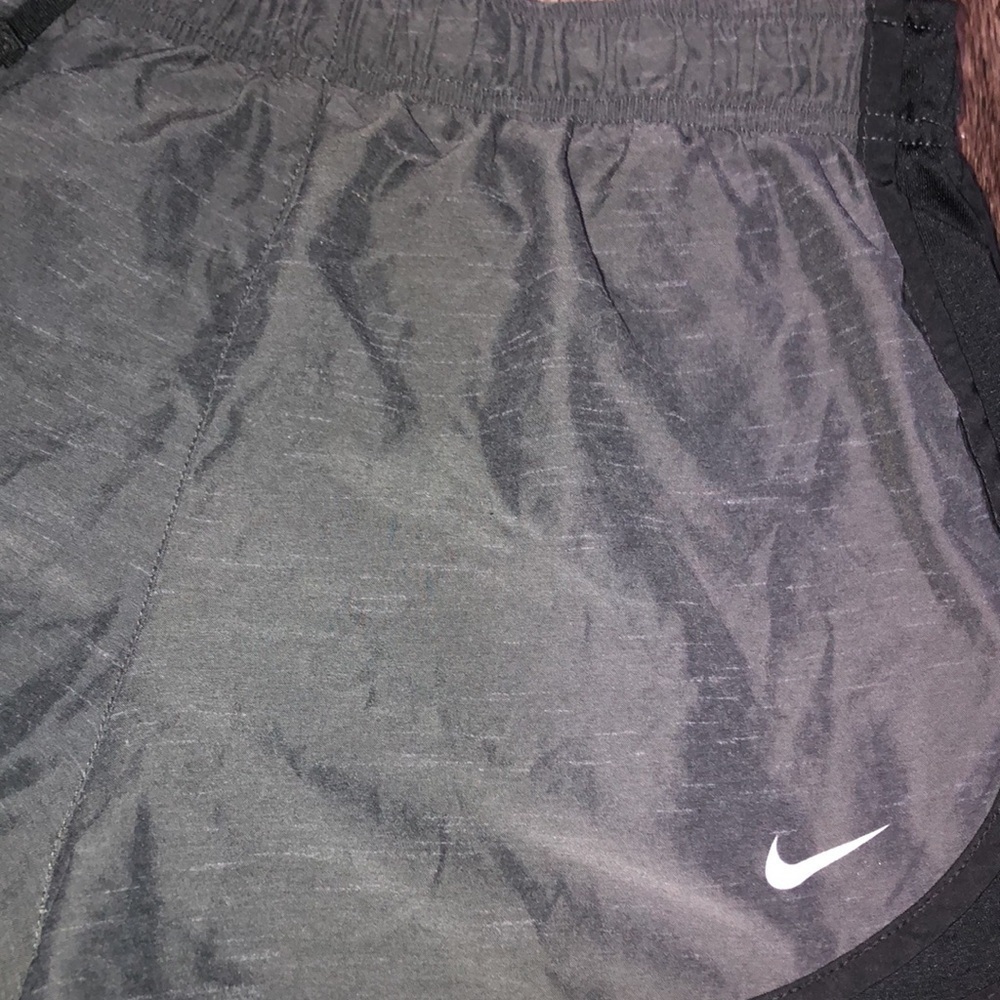 Nike Dri-FIT Black & Grey Running Shorts with Liner - Size M - Picture 6 of 6